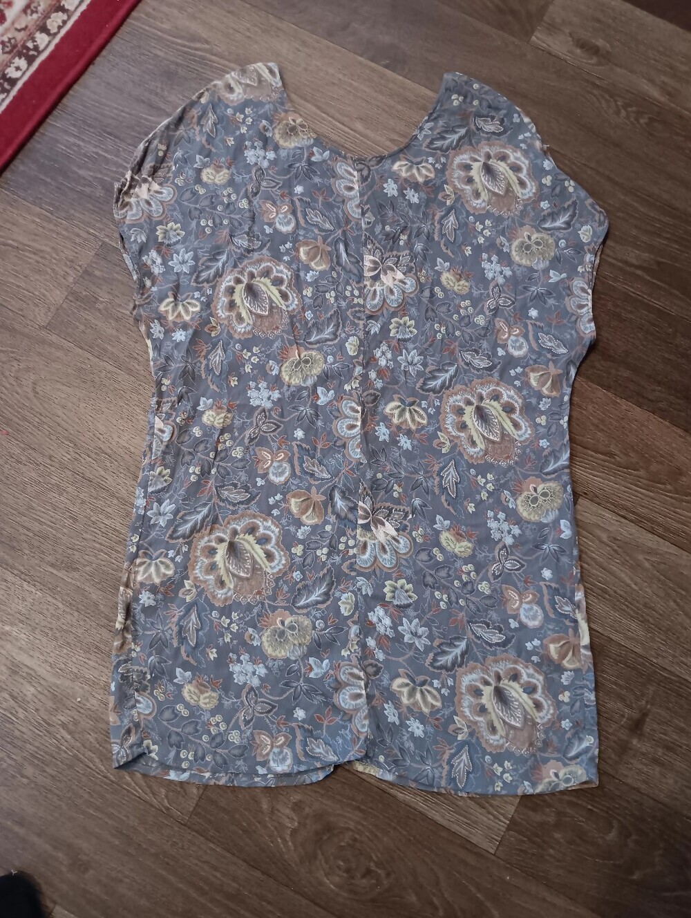 Reformation Gray Floral Scoop Neck Top